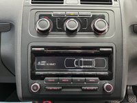 USED 2015 64 VOLKSWAGEN TOURAN 1.6 TDI SE MPV 5dr Diesel Manual Euro 5 (105 ps) Full Main Dealer Service History, Front And Rear Parking Sensors, DAB Radio