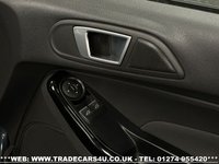 USED 2015 15 FORD FIESTA 1.2 ZETEC 5d 81 BHP UK DELIVERY FLAT FEE &pound;175 (SUBJECT TO DEAL) *OVER 100 IMAGES ON OUR WEBSITE*BESPOKE FINANCE ARRANGED*PART EXCHANGE WELCOME*ALL VEHICLES HPI CLEAR