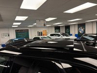USED 2019 19 LAND ROVER RANGE ROVER VELAR  R-DYNAMIC HSE D240 AUTO EURO 6 **FUJI WHITE*** UK DELIVERY FLAT FEE &pound;175 (SUBJECT TO DEAL) *OVER 100 IMAGES ON OUR WEBSITE*BESPOKE FINANCE ARRANGED*PART EXCHANGE WELCOME*ALL VEHICLES HPI CLEAR