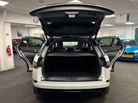 USED 2019 19 LAND ROVER RANGE ROVER VELAR  R-DYNAMIC HSE D240 AUTO EURO 6 **FUJI WHITE*** UK DELIVERY FLAT FEE &pound;175 (SUBJECT TO DEAL) *OVER 100 IMAGES ON OUR WEBSITE*BESPOKE FINANCE ARRANGED*PART EXCHANGE WELCOME*ALL VEHICLES HPI CLEAR