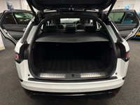 USED 2019 19 LAND ROVER RANGE ROVER VELAR  R-DYNAMIC HSE D240 AUTO EURO 6 **FUJI WHITE*** UK DELIVERY FLAT FEE &pound;175 (SUBJECT TO DEAL) *OVER 100 IMAGES ON OUR WEBSITE*BESPOKE FINANCE ARRANGED*PART EXCHANGE WELCOME*ALL VEHICLES HPI CLEAR
