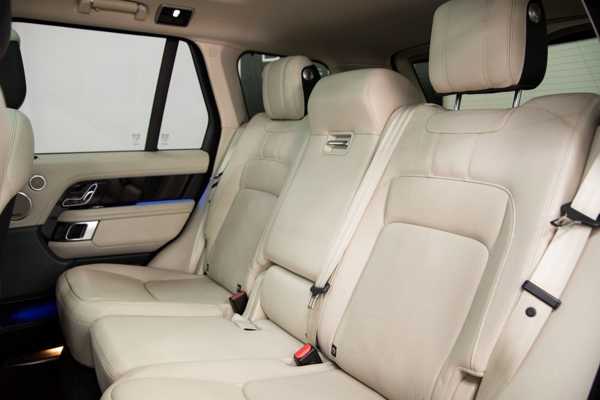 USED 2018 68 LAND ROVER RANGE ROVER 3.0 SDV6 VOGUE SE 