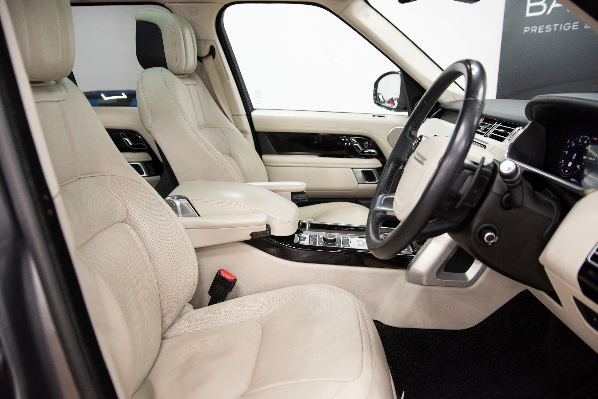 USED 2018 68 LAND ROVER RANGE ROVER 3.0 SDV6 VOGUE SE 