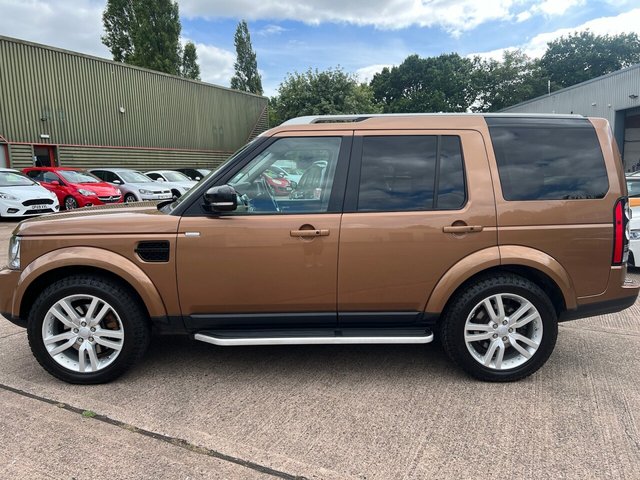 View our LAND ROVER DISCOVERY
