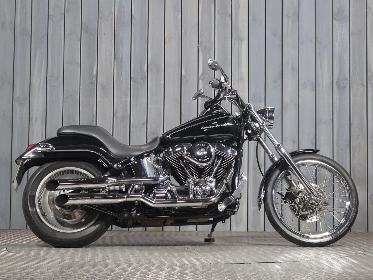 2003 HARLEY-DAVIDSON SOFTAIL BLACK with 14762 miles - Used