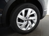 USED 2022 72 VOLKSWAGEN TIGUAN 2.0 LIFE TDI 5d 148 BHP AIR CON CRUISE PARK SENSORS DE TACH TOWBAR