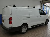 USED 2019 69 TOYOTA PROACE 2.0 L2 ICON 118 BHP 3 SEATS LWB AIR CON BLUETOOTH VINYL/CLOTH INTERIOR PARKING SENSORS TOYOTA WARRANTY TILL DEC 2029 1 OWNER SERVICE HISTORY