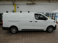 USED 2019 69 TOYOTA PROACE 2.0 L2 ICON 118 BHP 3 SEATS LWB AIR CON BLUETOOTH VINYL/CLOTH INTERIOR PARKING SENSORS TOYOTA WARRANTY TILL DEC 2029 1 OWNER SERVICE HISTORY