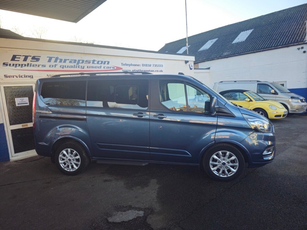 USED 2020 69 FORD TOURNEO CUSTOM 2.0 320 TITANIUM ECOBLUE 4d 129 BHP WAV 6 Seats Low Mileage  2 owners Full Service