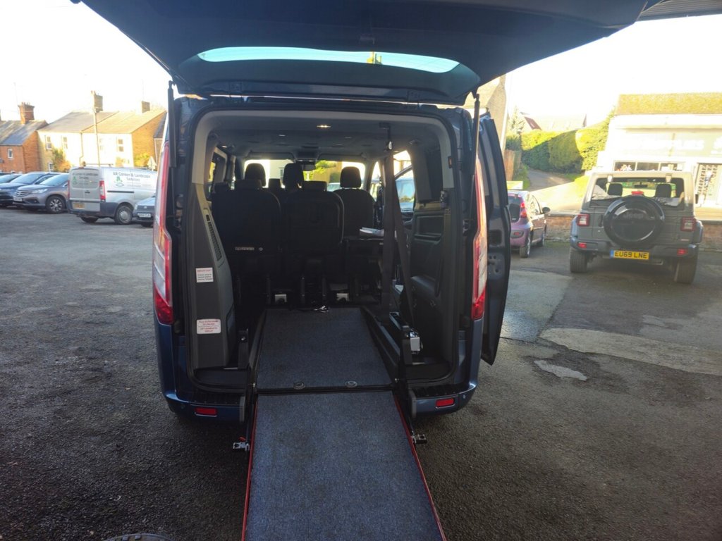 USED 2020 69 FORD TOURNEO CUSTOM 2.0 320 TITANIUM ECOBLUE 4d 129 BHP WAV 6 Seats Low Mileage  2 owners Full Service