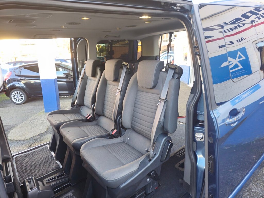 USED 2020 69 FORD TOURNEO CUSTOM 2.0 320 TITANIUM ECOBLUE 4d 129 BHP WAV 6 Seats Low Mileage  2 owners Full Service
