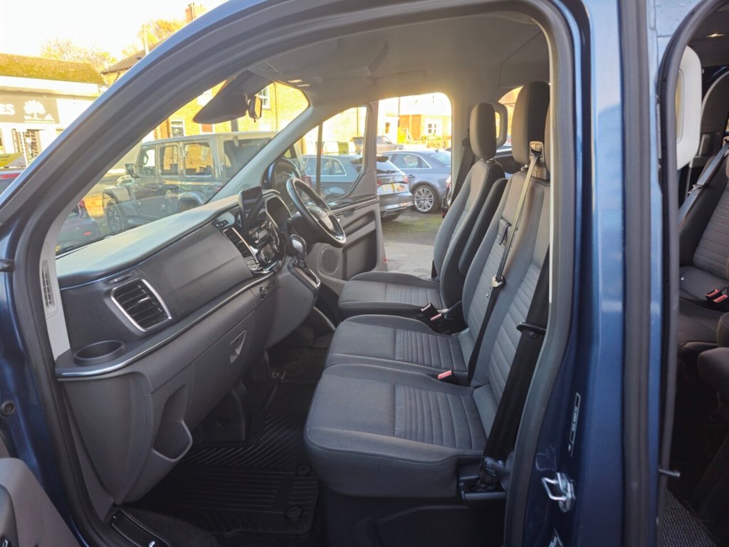 USED 2020 69 FORD TOURNEO CUSTOM 2.0 320 TITANIUM ECOBLUE 4d 129 BHP WAV 6 Seats Low Mileage  2 owners Full Service