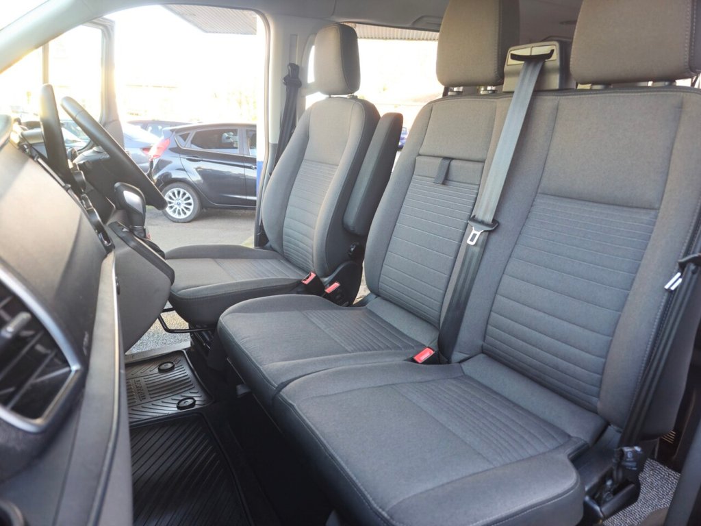 USED 2020 69 FORD TOURNEO CUSTOM 2.0 320 TITANIUM ECOBLUE 4d 129 BHP WAV 6 Seats Low Mileage  2 owners Full Service