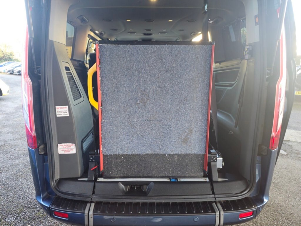 USED 2020 69 FORD TOURNEO CUSTOM 2.0 320 TITANIUM ECOBLUE 4d 129 BHP WAV 6 Seats Low Mileage  2 owners Full Service