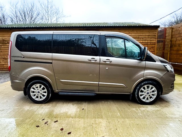 2019 FORD TOURNEO CUSTOM - Photo 6