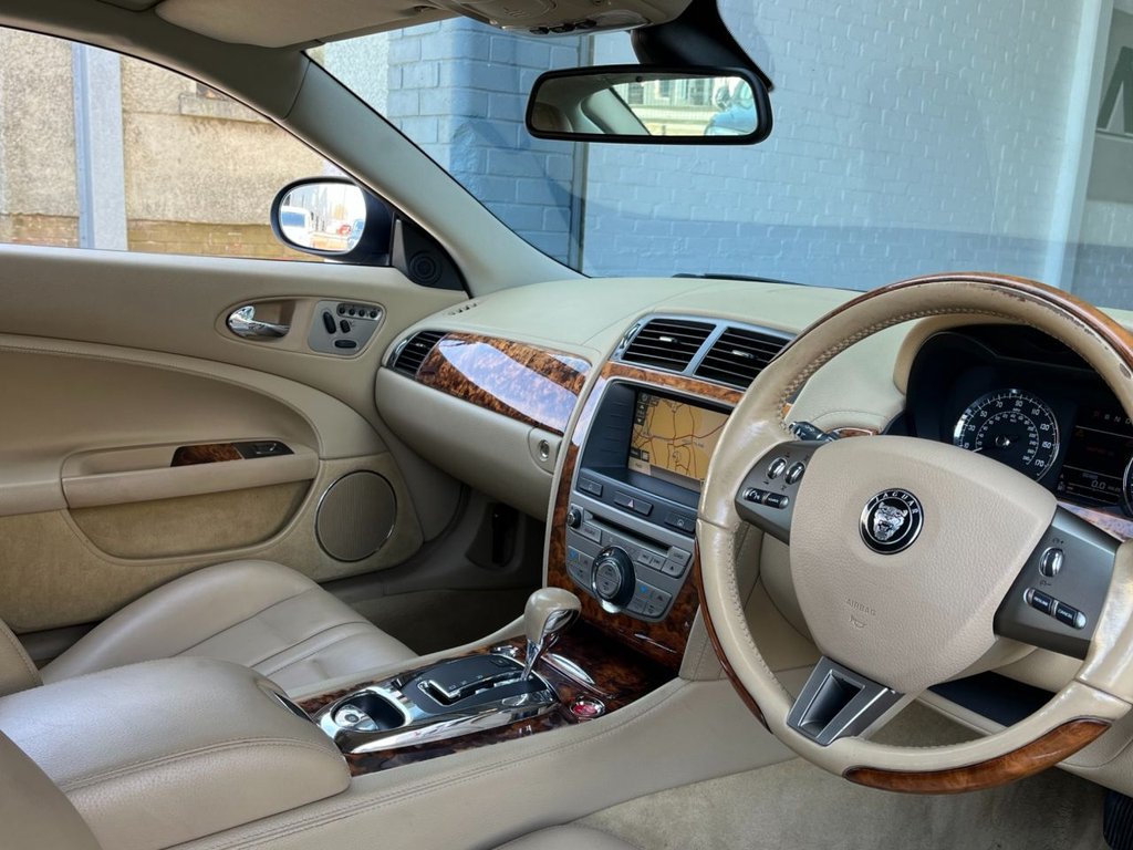 USED 2007 57 JAGUAR XK 4.2 COUPE 2d 294 BHP 