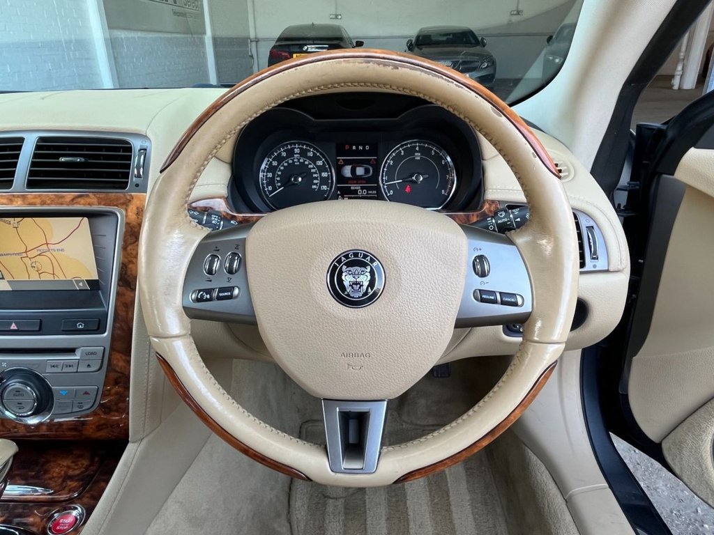 USED 2007 57 JAGUAR XK 4.2 COUPE 2d 294 BHP 