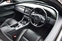 USED 2018 68 JAGUAR XF 2.0 SPORT 4d 297 BHP 