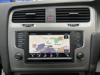 USED 2016 16 VOLKSWAGEN GOLF 1.6 MATCH EDITION TDI BMT 5d 109 BHP Parking Sensors, &pound;0 Road Tax, Satellite Navigation