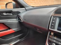 USED 2016 66 JAGUAR XE 2.0 R-SPORT 4d 178 BHP 