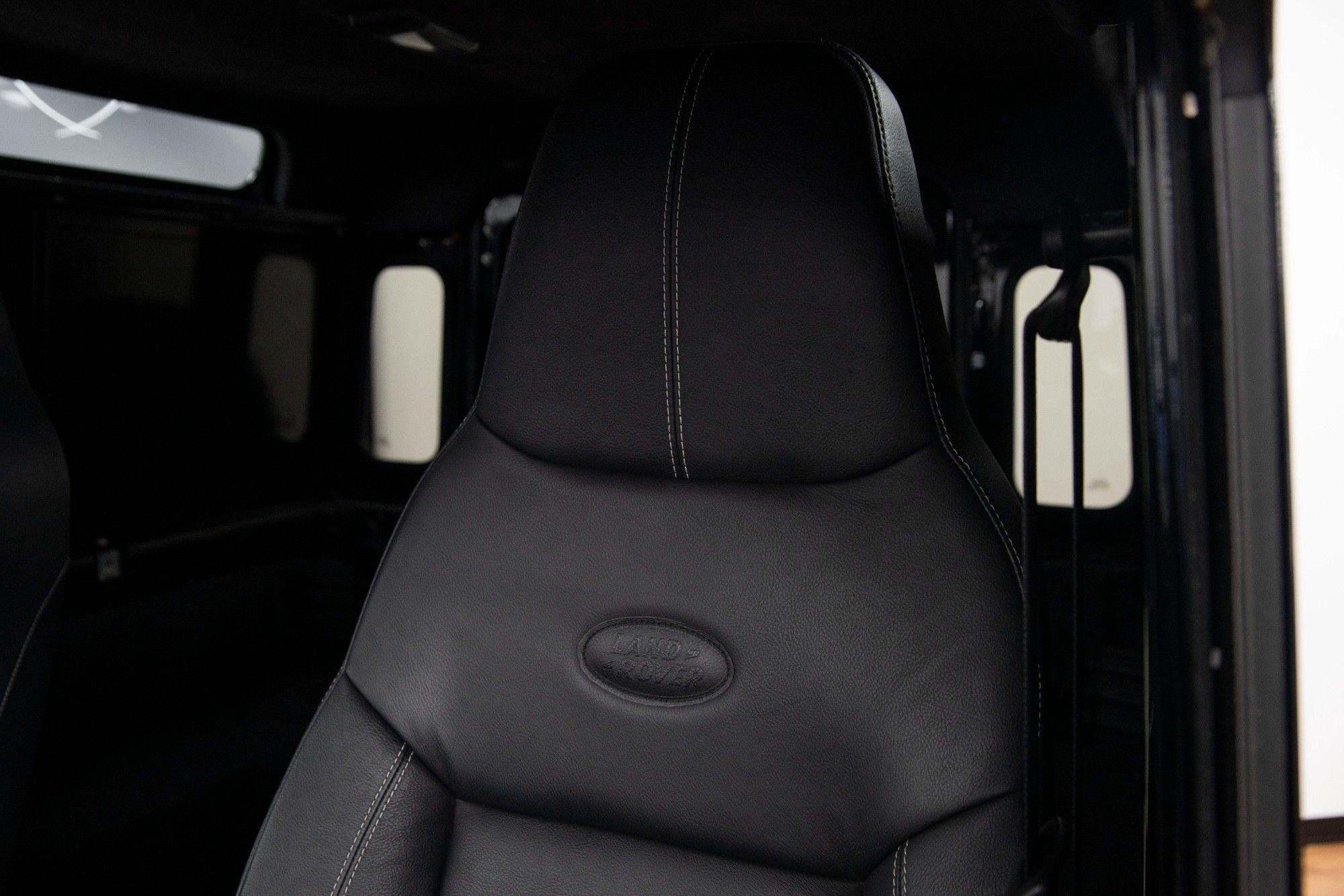 USED 2014 64 LAND ROVER DEFENDER 2.2 TD HARD TOP XS 