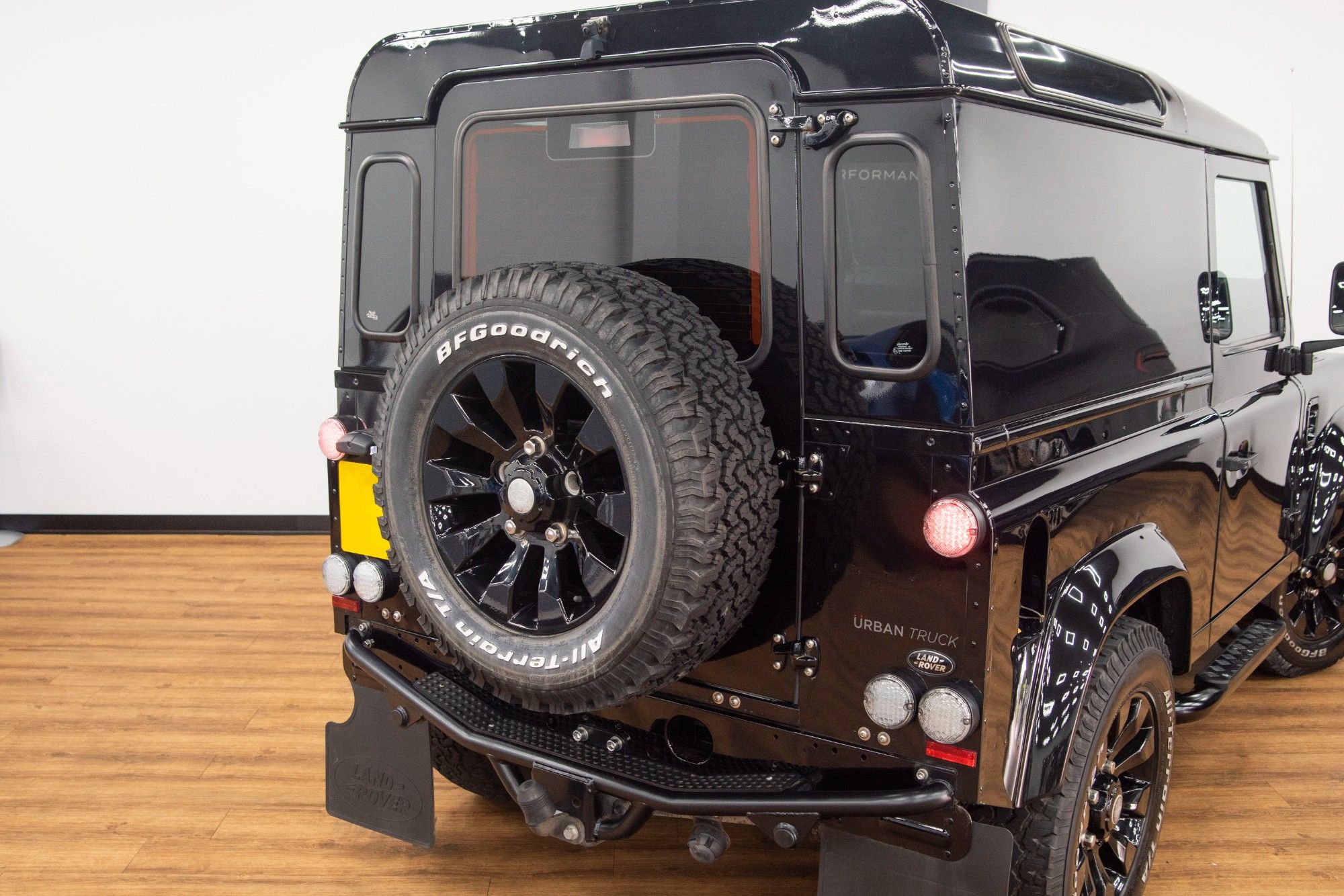 USED 2014 64 LAND ROVER DEFENDER 2.2 TD HARD TOP XS 