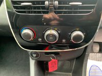 USED 2015 15 RENAULT CLIO 1.5 DYNAMIQUE MEDIANAV ENERGY DCI S/S 5d 90 BHP 2015 RENAULT CLIO DYNAMIQUE MEDIA NAV - 3 FORMER KEEPERS - 1.5 DCi 60+ MPG - RED TOUCH PACK - SATELLITE NAVIGATION - ZERO ROAD TAX