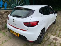 USED 2015 15 RENAULT CLIO 1.5 DYNAMIQUE MEDIANAV ENERGY DCI S/S 5d 90 BHP 2015 RENAULT CLIO DYNAMIQUE MEDIA NAV - 3 FORMER KEEPERS - 1.5 DCi 60+ MPG - RED TOUCH PACK - SATELLITE NAVIGATION - ZERO ROAD TAX