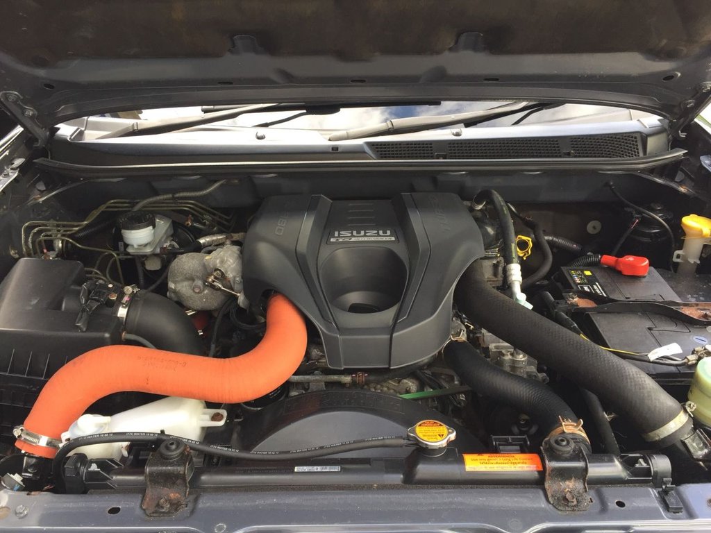 USED 2013 13 ISUZU D-MAX 2.5 TD UTAH DCB 164 BHP i KAMPER MINI, AWNING AND BIKE RACK