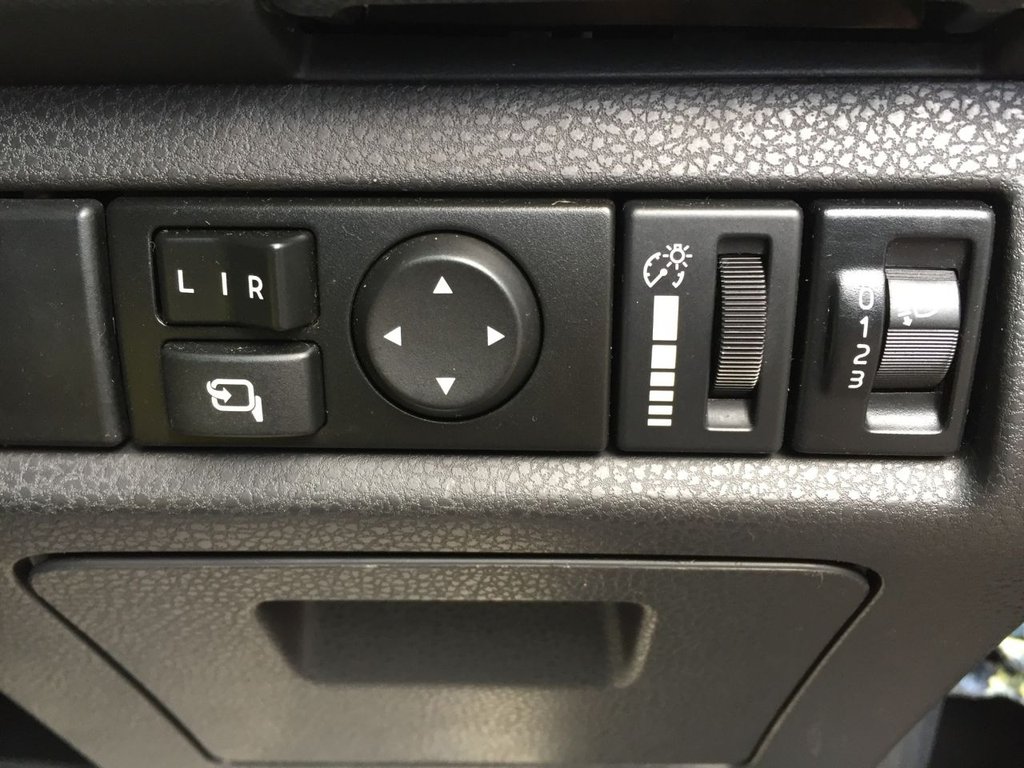 USED 2013 13 ISUZU D-MAX 2.5 TD UTAH DCB 164 BHP i KAMPER MINI, AWNING AND BIKE RACK