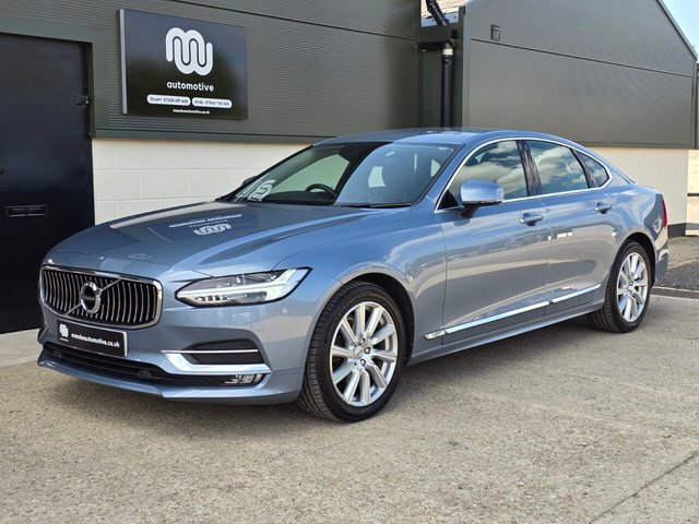 View our VOLVO S90