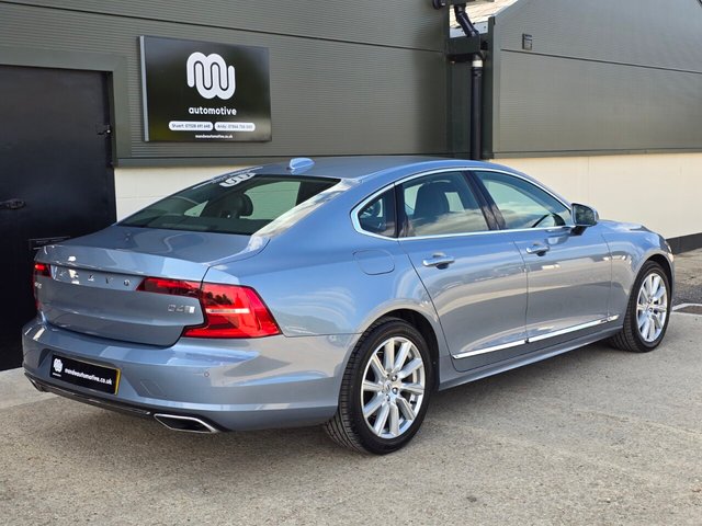 View our VOLVO S90