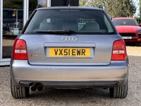 USED 2001 51 AUDI A4 2.7 S4 AVANT QUATTRO 5d 261 BHP COLLECTORS ITEM// BOSE SOUND SYSTEM// CARBON INTERIOR TRIM// FULL LEATHER// HEATED SEATS// 6 MONTHS WARRANTY