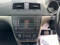 USED 2014 14 SKODA YETI OUTDOOR 2.0 ELEGANCE TDI CR DSG 5d 168 BHP FULL SERVICE HISTORY 2 KEYS