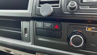 USED 2016 66 VOLKSWAGEN TRANSPORTER SHUTTLE 2.0 T30 TDI SHUTTLE S BMT 5d 101 BHP 