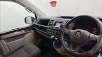 USED 2016 66 VOLKSWAGEN TRANSPORTER SHUTTLE 2.0 T30 TDI SHUTTLE S BMT 5d 101 BHP 