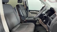 USED 2016 66 VOLKSWAGEN TRANSPORTER SHUTTLE 2.0 T30 TDI SHUTTLE S BMT 5d 101 BHP 