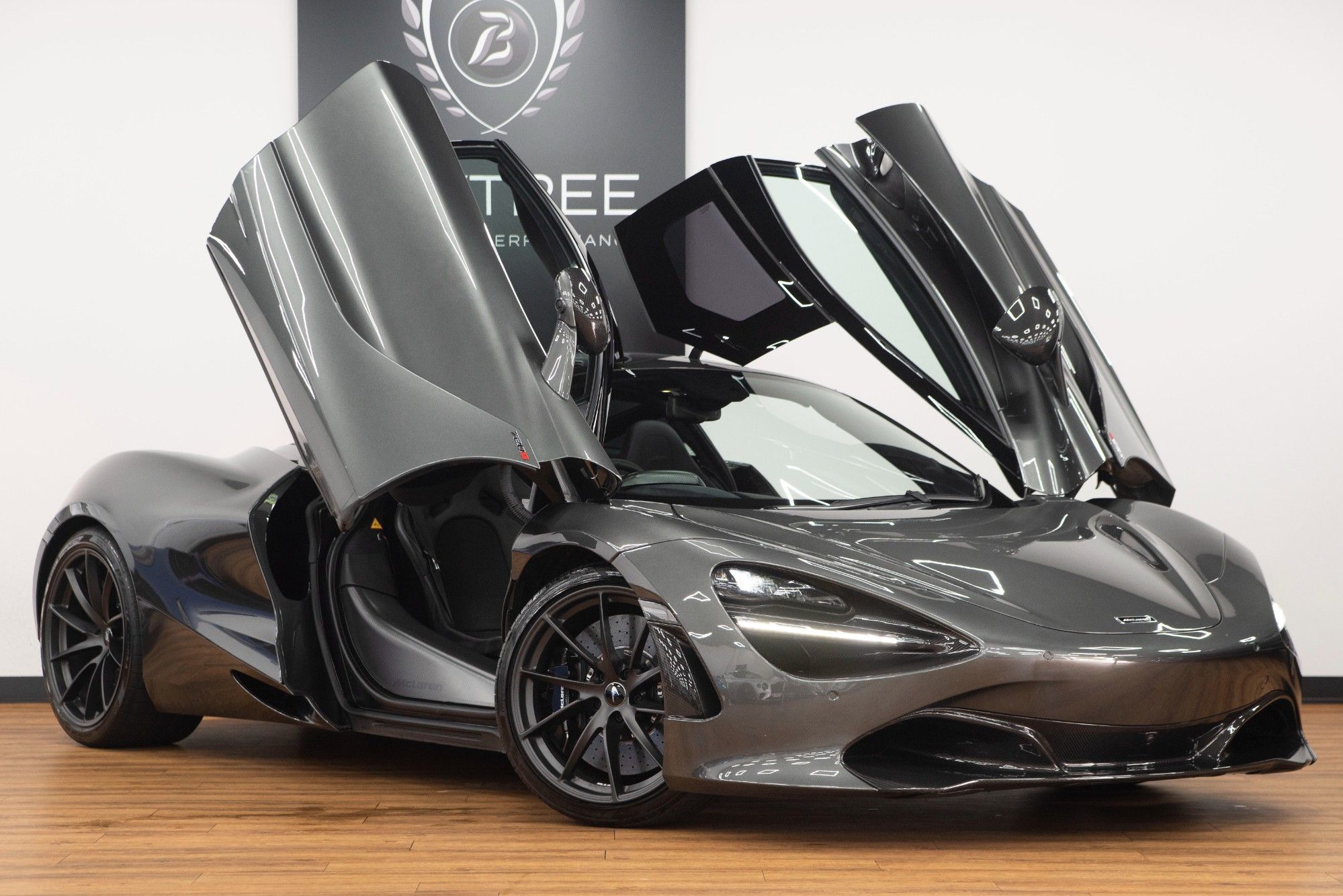 USED 2018 18 MCLAREN 720S 4.0 V8 SSG 