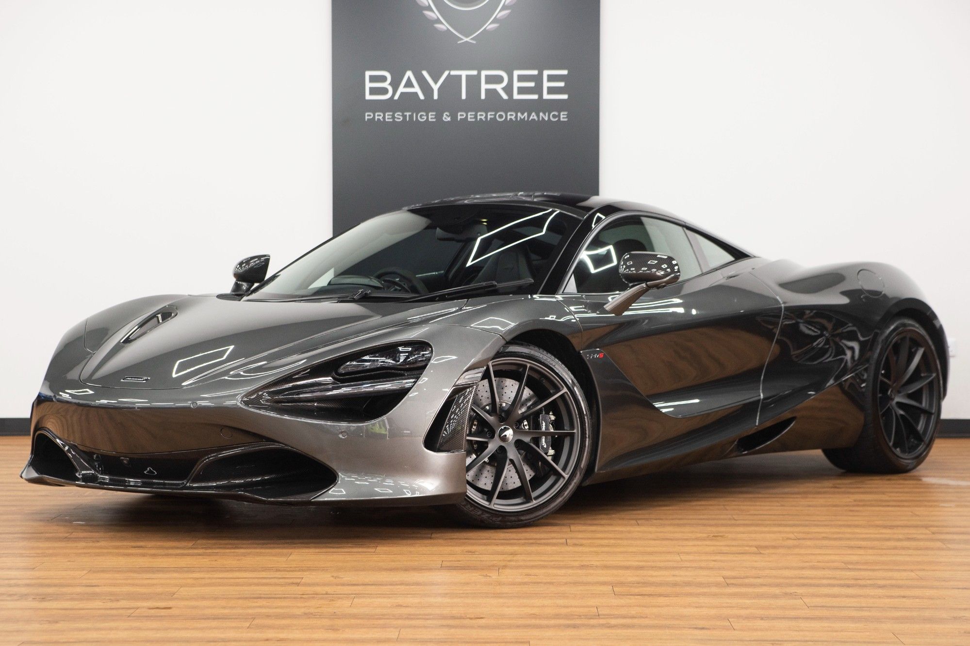 USED 2018 18 MCLAREN 720S 4.0 V8 SSG 