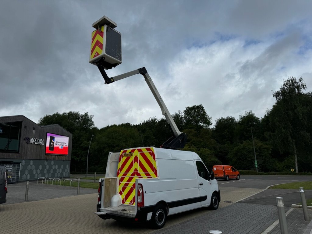 USED 2020 20 RENAULT TRUCKS MASTER MM35CPL 2.3DCI EU6 A/C CHERRY PICKER / 11.8M WORKING HEIGHT / ACCESS PLATFORM EU6-AIRCON-CHERRY PICKER