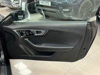 USED 2016 66 JAGUAR F-TYPE 5.0 R AWD 2d 550 BHP FULL JAGUAR SERVICE HISTORY + REVERSE CAM + MERIDIAN & FLAT BOTTOM