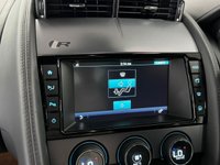 USED 2016 66 JAGUAR F-TYPE 5.0 R AWD 2d 550 BHP FULL JAGUAR SERVICE HISTORY + REVERSE CAM + MERIDIAN & FLAT BOTTOM