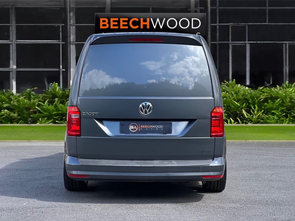 USED 2018 68 VOLKSWAGEN CADDY MAXI 2.0 C20 TDI HIGHLINE 101 BHP **TAILGATE / NEW 19'S**