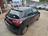 USED 2017 67 TOYOTA YARIS 1.5 VVT-I ICON TECH 5d 110 BHP Full Service History