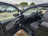 USED 2017 67 TOYOTA YARIS 1.5 VVT-I ICON TECH 5d 110 BHP Full Service History