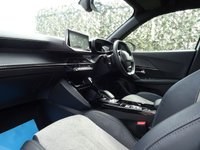 USED 2021 71 PEUGEOT 2008 GT PREMIUM 50kWh 5d 135 BHP 