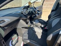 USED 2016 66 PEUGEOT 2008 1.2 PURETECH S/S ALLURE 5d 110 BHP 4WD 20 CAR tax