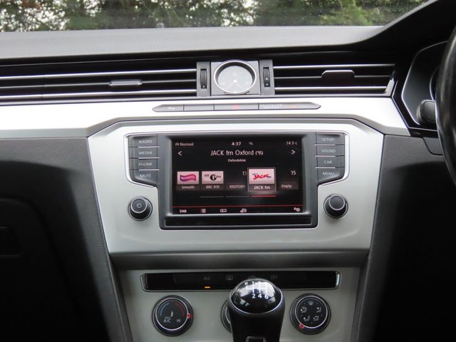 2015 VOLKSWAGEN PASSAT - Photo 10