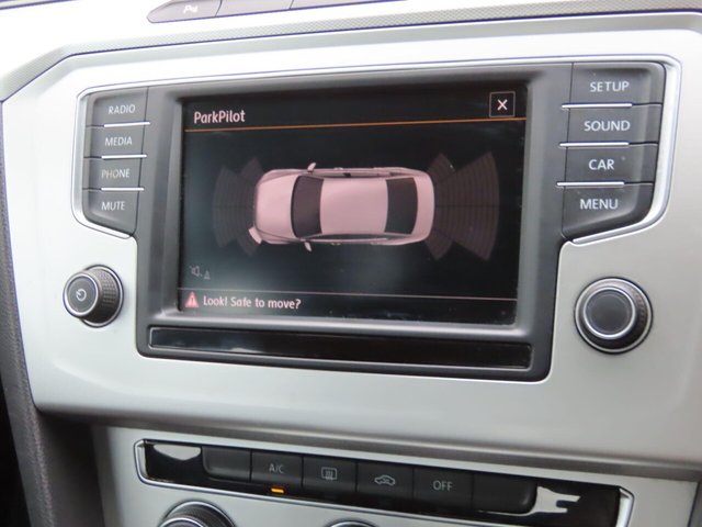 2015 VOLKSWAGEN PASSAT - Photo 11