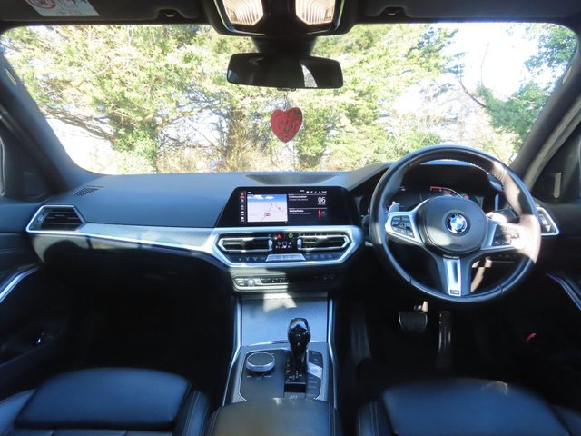 2019 BMW 3 SERIES - Photo 9